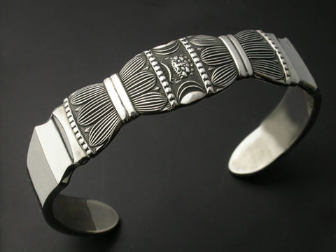 Saito - Vajra Bangle / Demon Mask Silver 950 Bangle