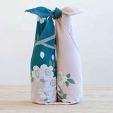 Koetsu Chirimen Yuzen - Sakura  70 光悦ちりめん友禅 桜 グリーン  10086-205  - Furoshiki  70 x 70 cm