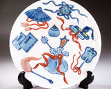 Fujii Kinsai Arita Japan - Somenishiki 　"Takarazukushi" (all-treasures) pattern　Ornamental plate  19.00 cm  染錦宝尽くし文様飾り皿（径１９ｃｍ）  - Free Shipping