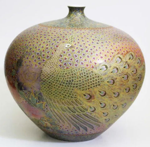 Fujii Kinsai Arita Japan - Yurisai Kinran Painting of Peacocks and Peonies vase 27.50 cm (Superlative Collection)     金襴手様式釉裏彩吉祥孔雀牡丹絵壷 - Free Shipping