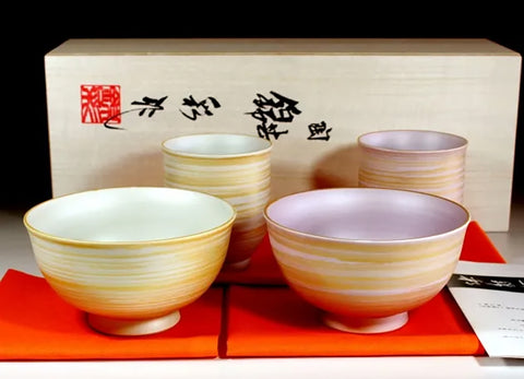 Fujii Kinsai Arita Japan - Youhen tsuyakeshiyu kinsai hakeme Japanese 2 Rice bowl and 2 Teacup (Yunomi) 4 Units set　窯変艶消し釉金彩刷毛目 飯碗・湯呑みセット - Free Shipping