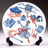 Fujii Kinsai Arita Japan - Somenishiki 　"Takarazukushi" (all-treasures) pattern　Ornamental plate  19.00 cm  染錦宝尽くし文様飾り皿（径１９ｃｍ）  - Free Shipping