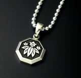 Saito - Family Crest 　Octagon shape Pendant top Silver 950   Size S