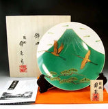 Fujii Kinsai Arita Japan - Ryokusaiyu Kinsai Mt. Fuji ,Crain, Pine Ornamental plate 26.50 cm  緑彩釉金彩吉祥富士山松絵飾り大皿（径26.5ｃｍ） - Free Shipping