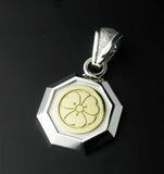 Saito - Family Crest  Emblem (18K Gold) ,  Octagonal Silber 950 pendant top - Medium size