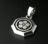 Saito - Family Crest 　Octagon shape Pendant top Silver 950   Size S