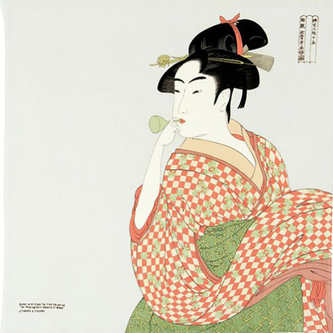 Ukiyoe Chirimen Yuzen - Kitagawa Utamaro - Woman blow Vidro (ビードロを吹く女) - Furoshiki  68 x 68 cm