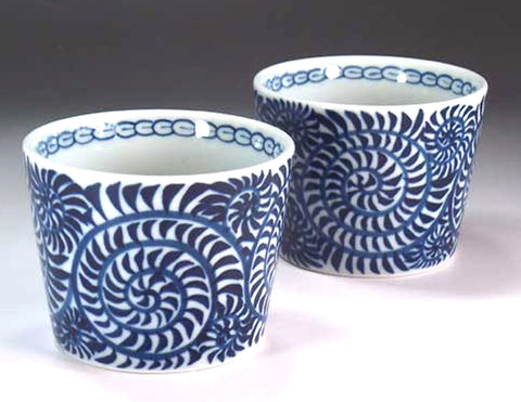 Fujii Kinsai Arita Japan - Kosometsuke Tako Karakusa  Japanese Teacup (Yunomi) One pair set - Free shipping