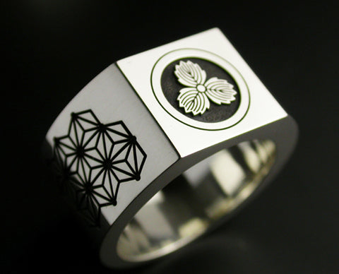Saito - Kamon (Family Crest Emblem) Silver ring (Silver 925) with Edo Komon pattern