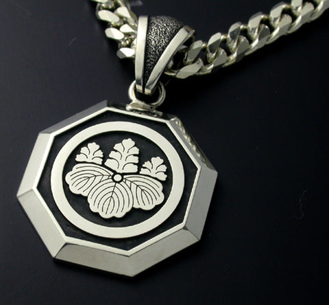 Saito - Family Crest Type -   Octagon shape Pendant top Silver 925 Size L