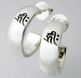 Saito - Buddha in Sanskrit Characterers Pierced Earring Silver 925