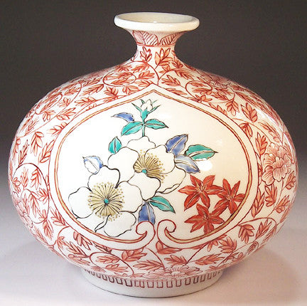 Fujii Kinsai Arita Japan - Somenishiki  Kinsai Peony, Karakusa Wari & Sazanka Vase 16.20 cm - Free Shipping