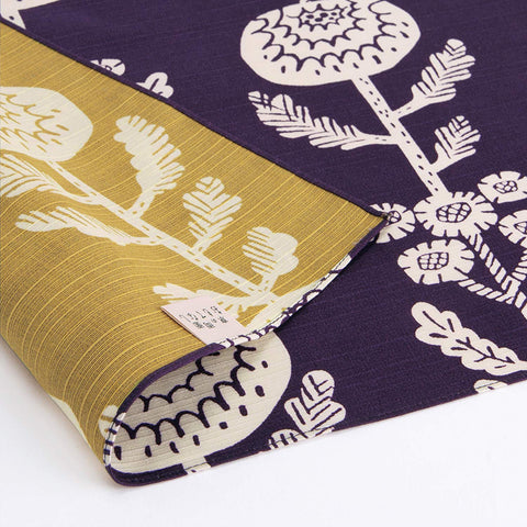 Omotenashi -  Double-Sided Dyeing Kiku (Chrysanthemum) Deep Purple 菊／濃紫（こきむらさき） - Furoshiki (Japanese Wrapping Cloth)