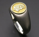 Saito - Egyptian motif   Cleopatra - Queen of the Nile  18Kt emblem Amulet Silver Ring