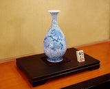 Fujii Kinsai Arita Japan - Sometsuke Karakusa Peony Vase  33.10 cm - Free Shipping